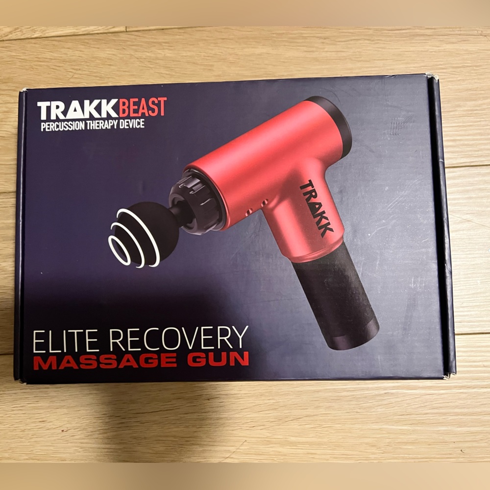 TRAKK Beast Muscle Massage Gun (red)